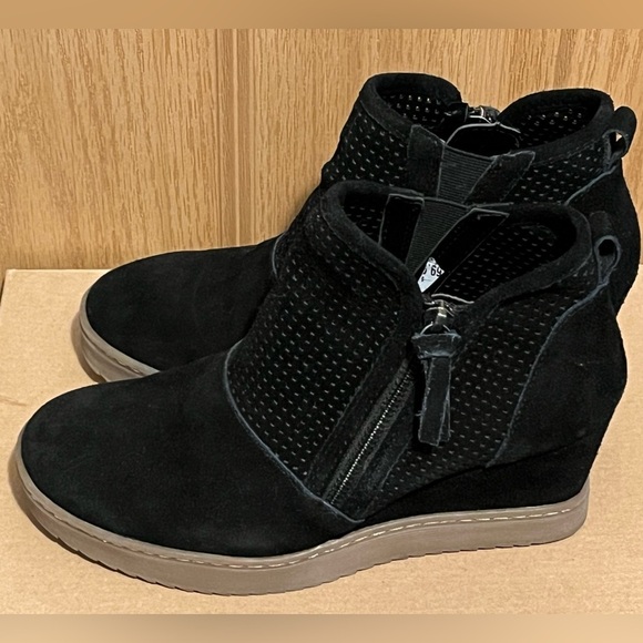 Sofft Bellview Wedge Boot (Women) - Black - Picture 6 of 15